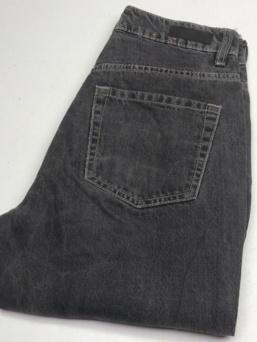 GARAGE GRAYWASH SLIM STRAIGHT JEANS 01/26x26 ⭐️